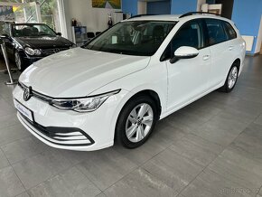 Volkswagen Golf 8 1.0 TSI 81 kW,1.MAJITEL,ČR,SERVISKA - 3