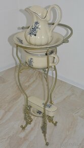 Retro porcelánový mycí set na kovovém stojanu - 3