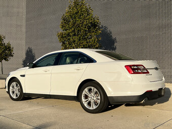 Ford Taurus 3.5 V6, benzín, verze SEL, 2015, flexfuel - 3