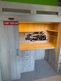 Prodám část stěny dětského pokoje - 3