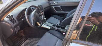 Subaru Legacy 2006 2,0 121kw - Náhradní díly - 3