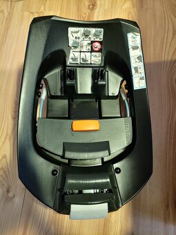 Cybex Aton 5 + isofixová základna - 3
