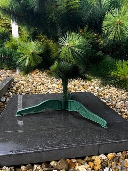 Umělý Vánoční stromek - 3