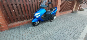 Yamaha majesty 125 - 3