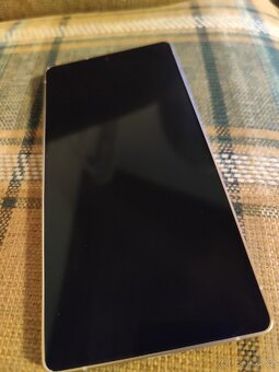 Samsung Galaxy s 25 ultra - 3