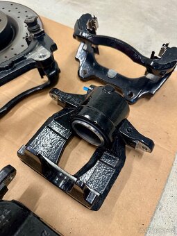 Komplet přední brzdy 285 mm Abarth 595 - 3