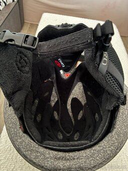 Lyžařská helma - 3