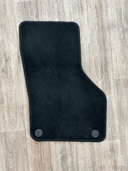 Koberečky Octavia 4 - 3
