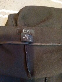 Dámské kostýmkové kalhoty F&F, vel. 38


 - 3