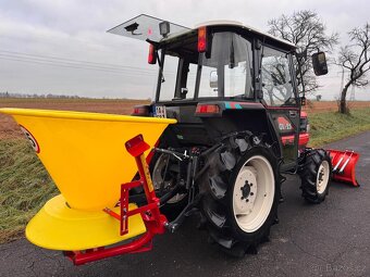 Japonský traktor KUBOTA GL 25
Diesel 3 válec, 25HP - 3