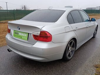 BMW 325i E90 manuál 160KW - 3