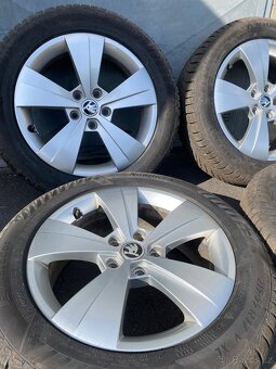 Originál Škoda 5x112 R17 215/55/17 - 3