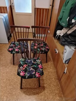4 jídelní židle - 3
