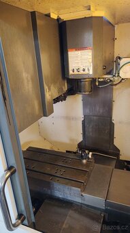 Centrum pro vrtání a řezání závitů HAAS DT-1 - 3