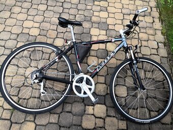 Prodám trekové kolo Kellys Cross CRX - 3