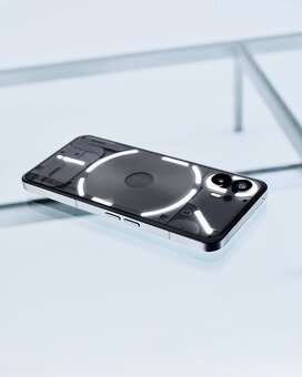 Nothing Phone 2 12GB/256GB komplet nove telo - 3