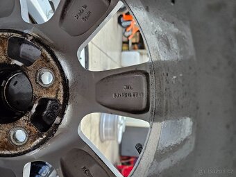 KOLA OPEL CORSA - 3
