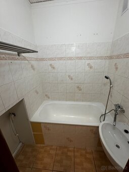 Prodej bytu 2+1 • 62 m² Tř. Maršála Malinovského, Uherské Hr - 3