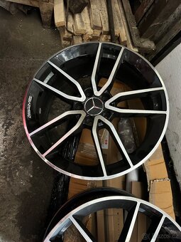 ALU AMG R 19 5 x 112 et 44 - 3