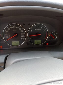 díly Volvo V40 1.8 90kw 2004 - 3