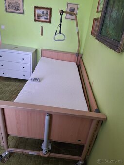 Elektronicky polohovatelná postel - 3