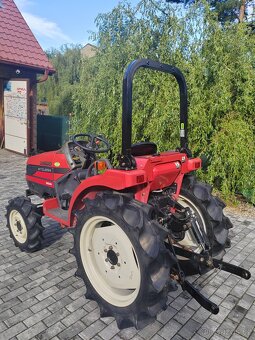 MITSUBISHI MT200 - 3