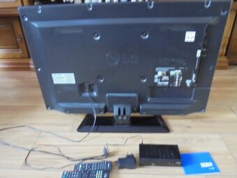 LG televize + set top box Tesla - 3