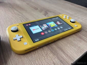 Nintendo Switch Lite - 3