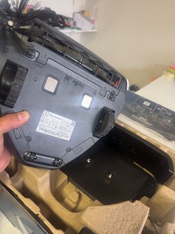 Robotický vysavač Elektrolux Pure i92 zánovní - 3