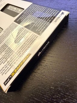 Corsair 16GB (2x8GB) DDR4 3200MHz CL16 Vengeance LPX černá - 3