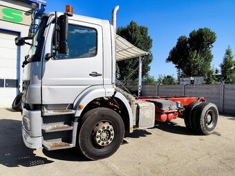 Mercedes-Benz AXOR 1829, podvozok alebo s nadstavbou - 3