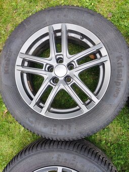 Prodám sadu zimních kol. Originál Kamiq Scala. 5x100 - 3