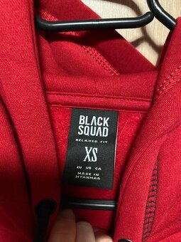 Červená New Yorker mikina - 3