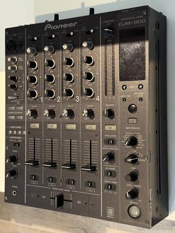 Pioneer DJM800 - 3