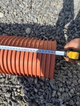 Korugovaná trubka 160 - 3