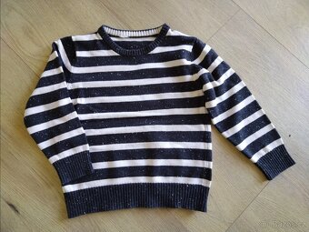 Mix oblečení velikost 110 - 3