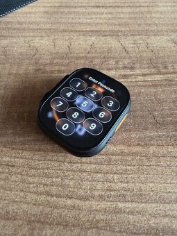 Apple Watch Ultra 3 černá - 3