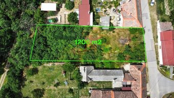 Prodej stavebního pozemku 1206 m² - 3
