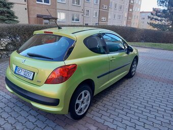 Peugeot 207 1,4i - 3