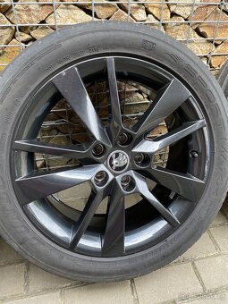 Černé R17 Trius Škoda Octavia 225/45 17 kola - 3