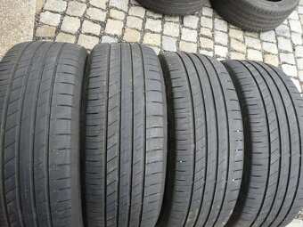 LETNÍ PNEU GOOD YEAR 215/60R17 - 3