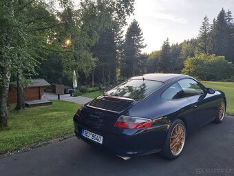 Porsche 911 Carrera - 3