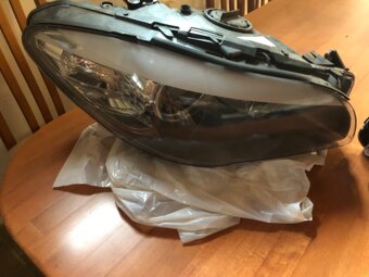 SVĚTLA BMW F10- F11 HALOGEN - H7 - 3