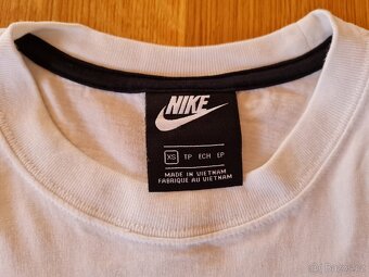 Dámské cropp tričko zn. Nike vel. XS - 3