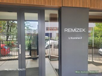 Pronájem nadstandardního bytu 2+kk, 54 m s lodžií, sklepem a - 3
