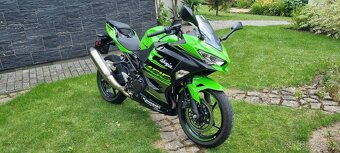 Kawasaki Ninja 400 ABS 2018 KRT Edition Top Stav - 3
