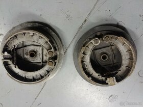 Jawa 250/ 350/ 353, brzdové štíty - 3