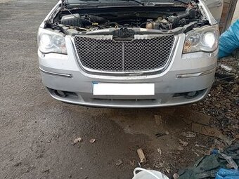 CHRYSLER GRAND VOYAGER V..PŘEDEK Z RV 2009 XENONY APOD. KO - 3