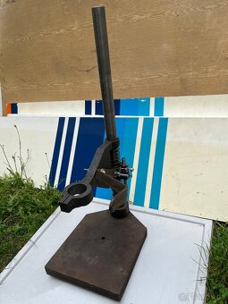 Litinový stojan na vrtačku - 3