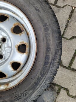 Zimní kola 165/70 r13 - 3